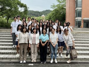 2025越南丁善理紀念中學交流活動代表照片